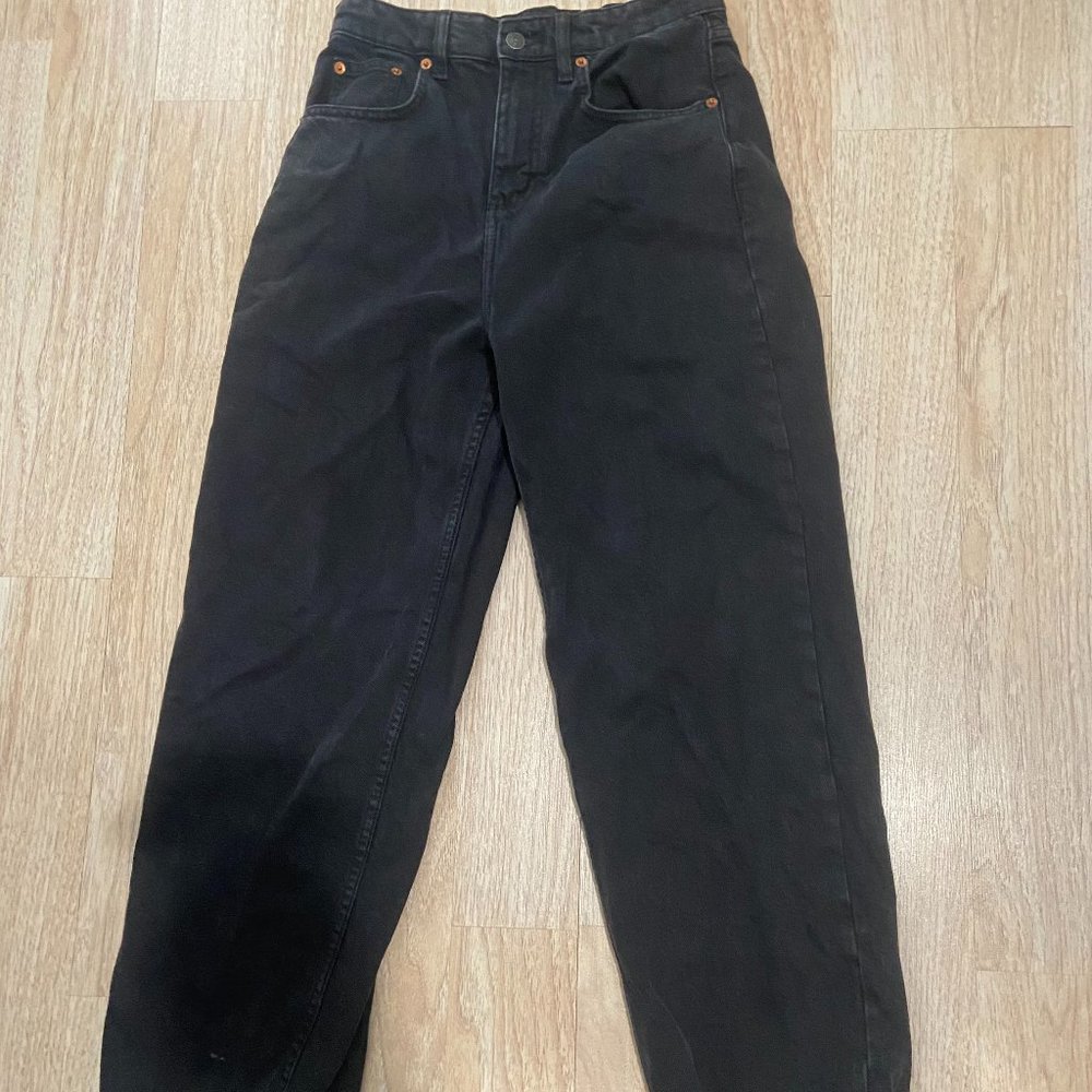 Parallel Jean in Black Wash Motel Rocks